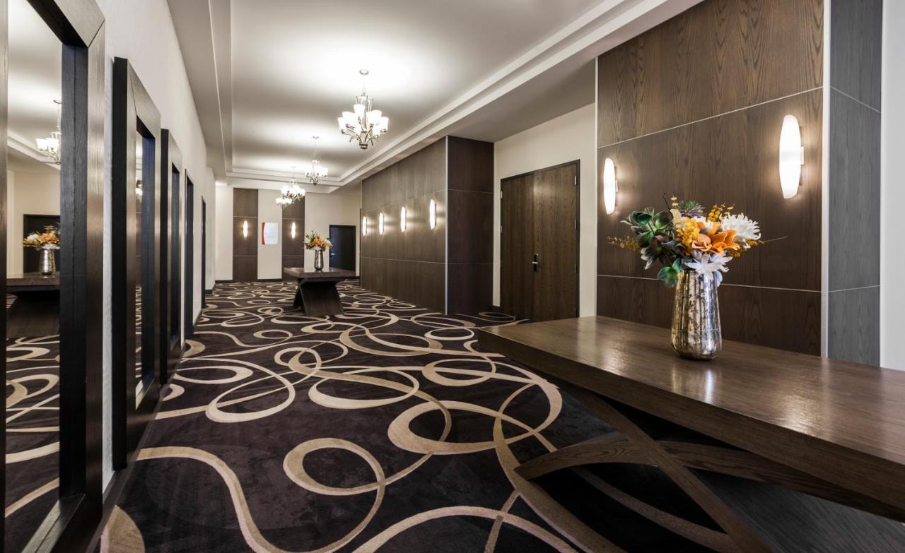 Imperia Hotel Et Suites Terrebonne Dış mekan fotoğraf