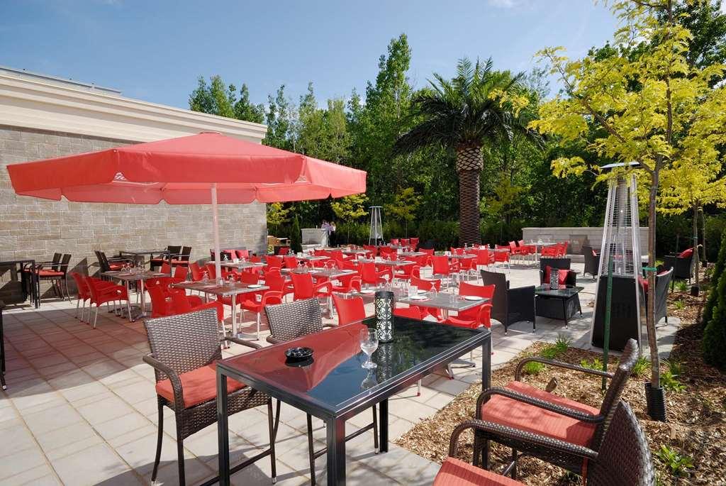 Imperia Hotel Et Suites Terrebonne Restoran fotoğraf