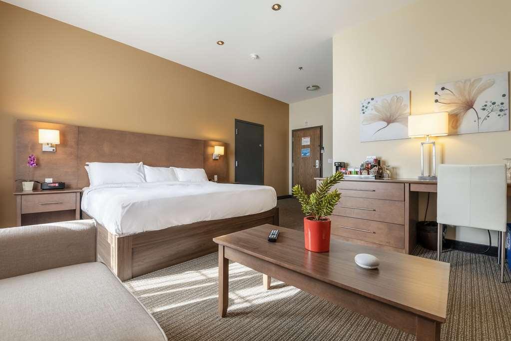 Imperia Hotel Et Suites Terrebonne Oda fotoğraf