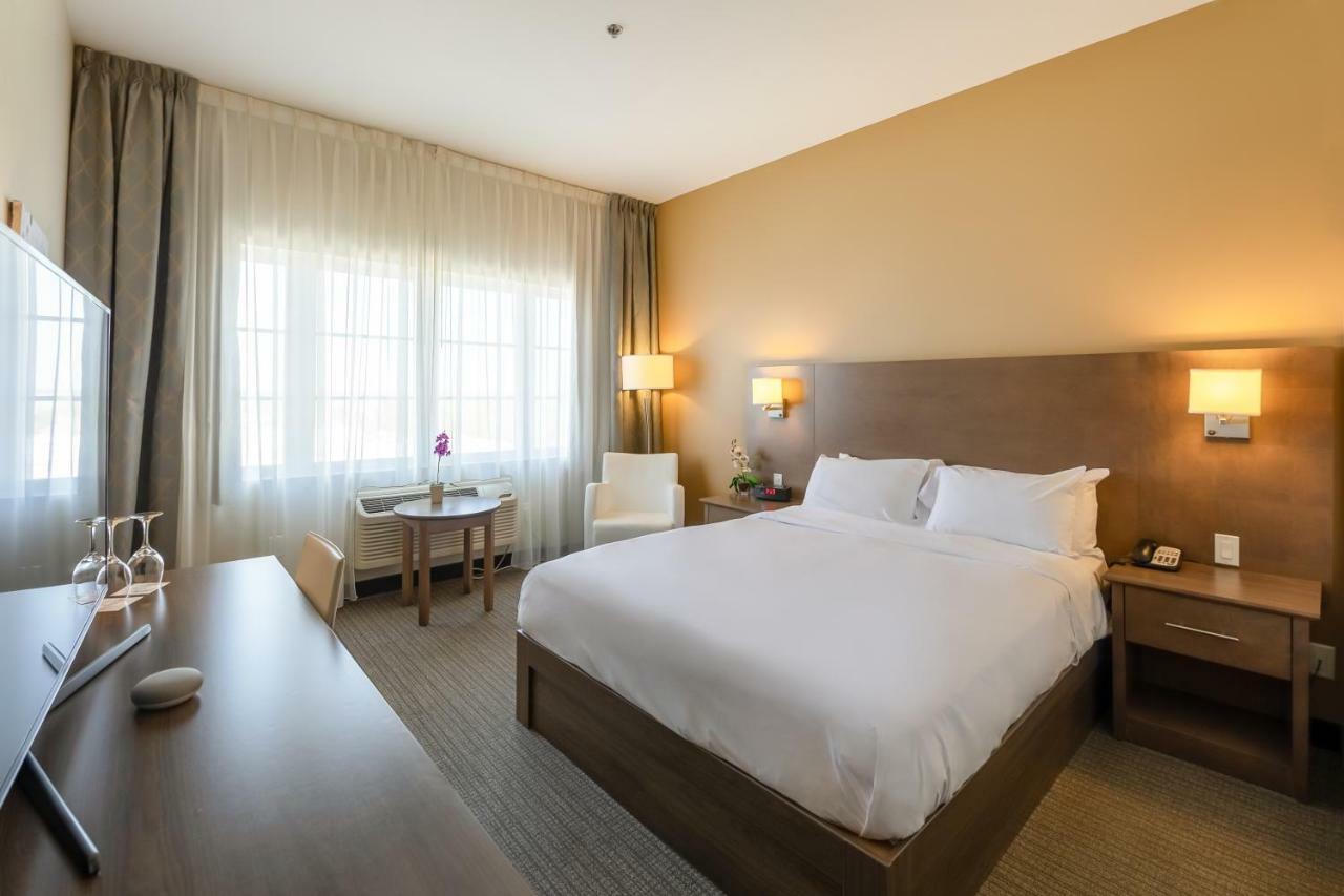 Imperia Hotel Et Suites Terrebonne Dış mekan fotoğraf